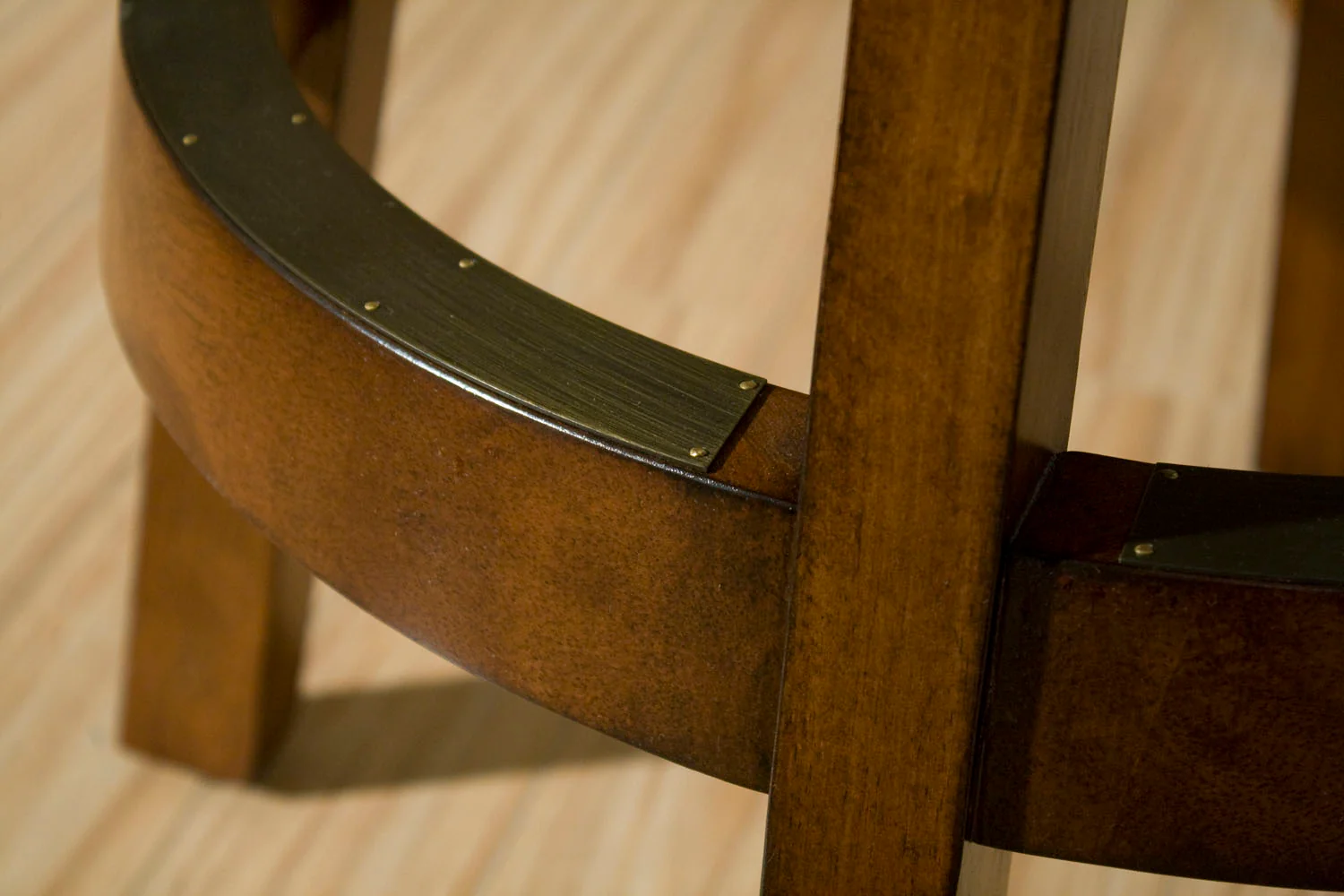 Classic Backless Barstool-Vintage Series - Image 3