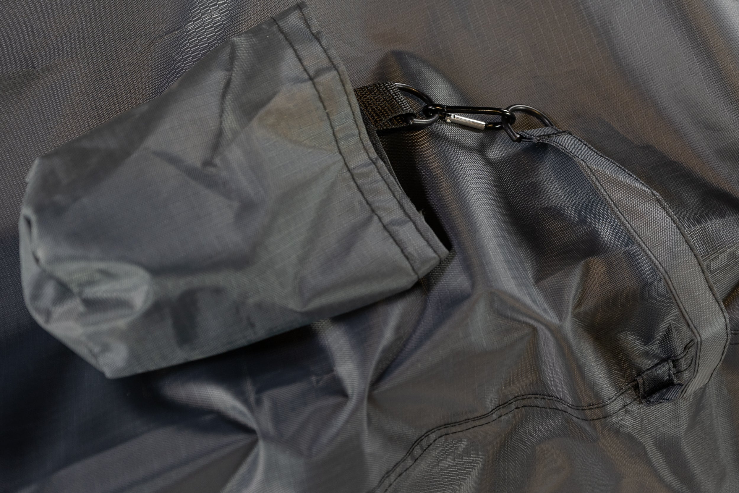 Outdoor Waterproof Pool Table Cover - Image 5